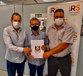 mais-asfalto-assinado-o-convenio-do-pavimenta-programa-avancar-rs