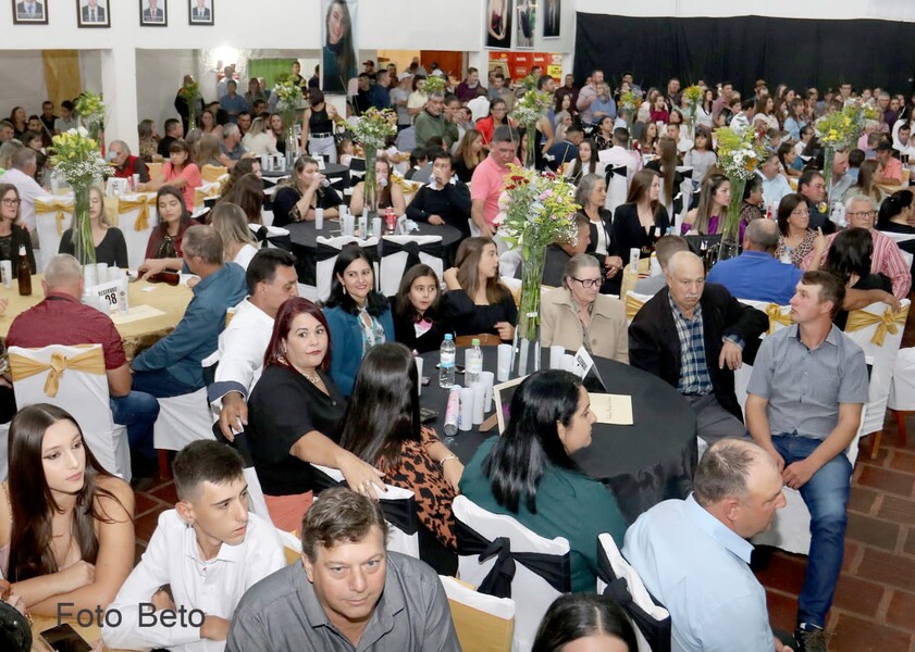 d2e33ec6-bf87-4e90-ab90-7d1272be1be3.jpg