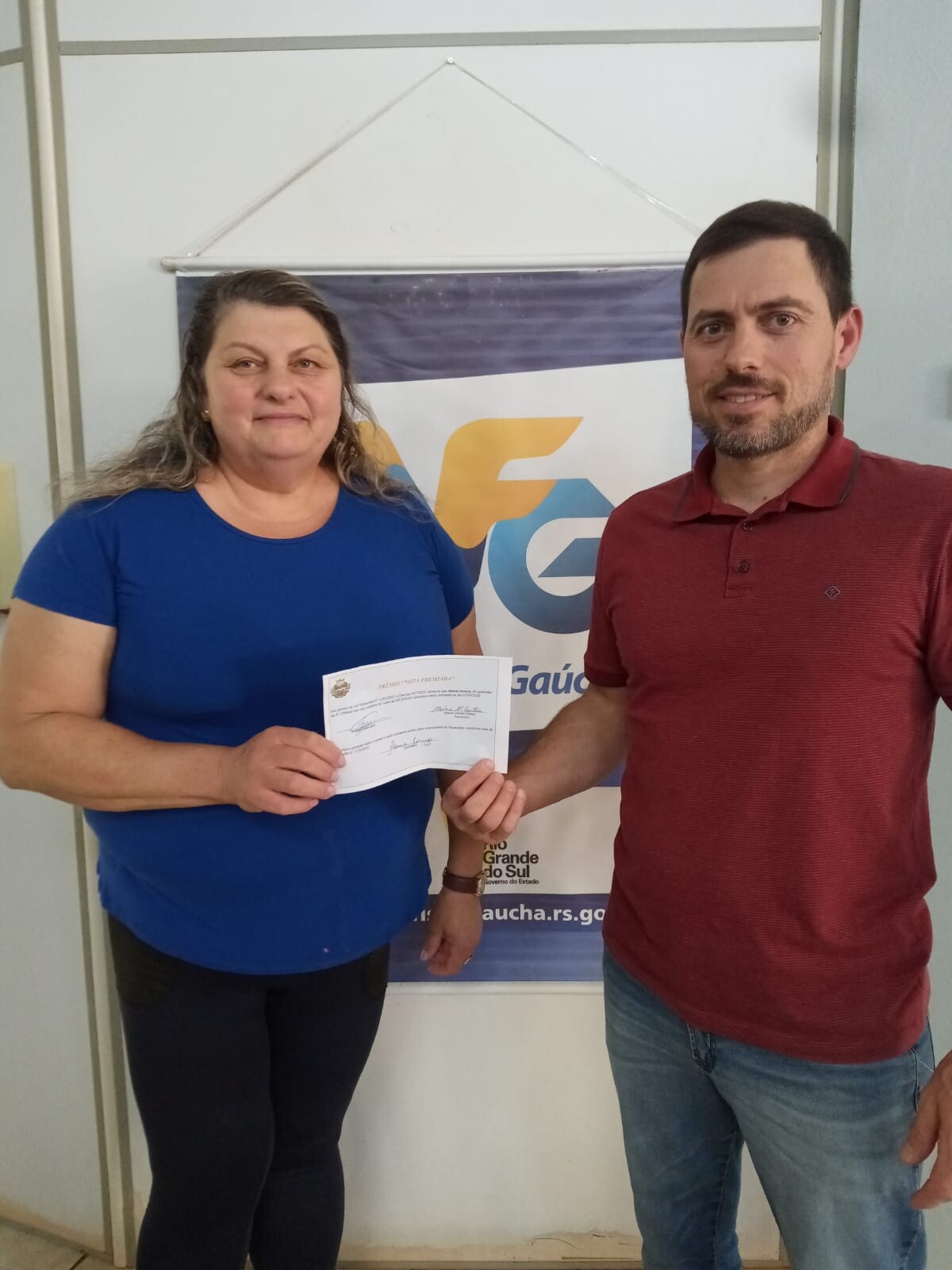 prefeitura-realiza-entrega-dos-premios-do-programa-nota-premiada-janeiro-2025