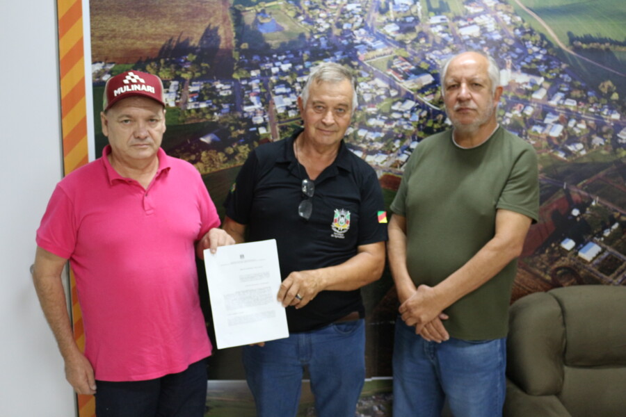 prefeitura-renova-termo-de-cooperacao-para-fortalecimento-da-defesa-agropecuaria-no-municipio