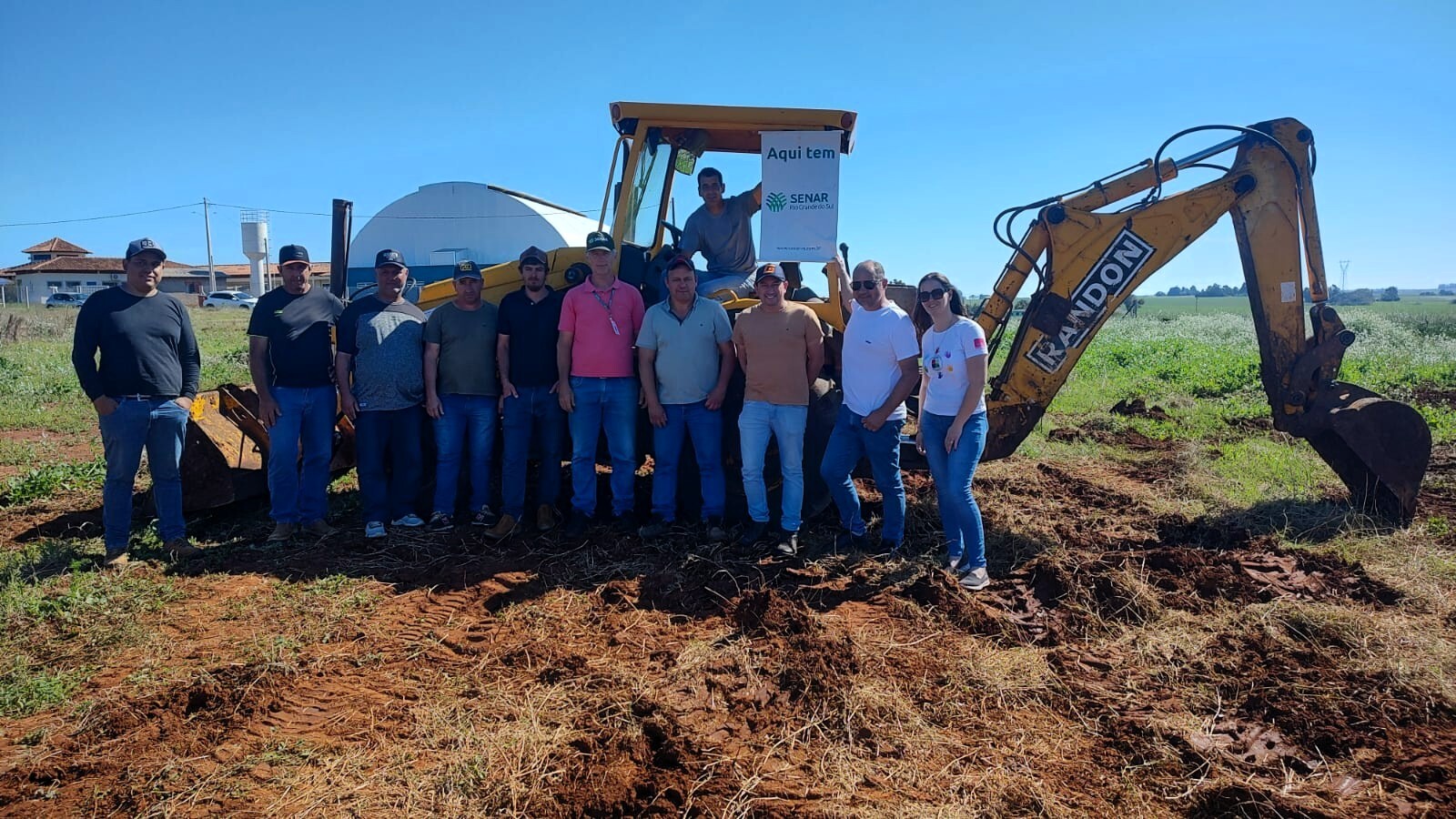 WhatsApp Image 2025-09-22 at 09.54.52.jpeg