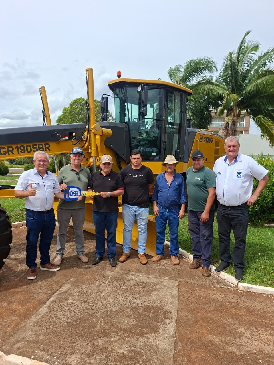 motoniveladora-gr-1905-br-da-xcmg