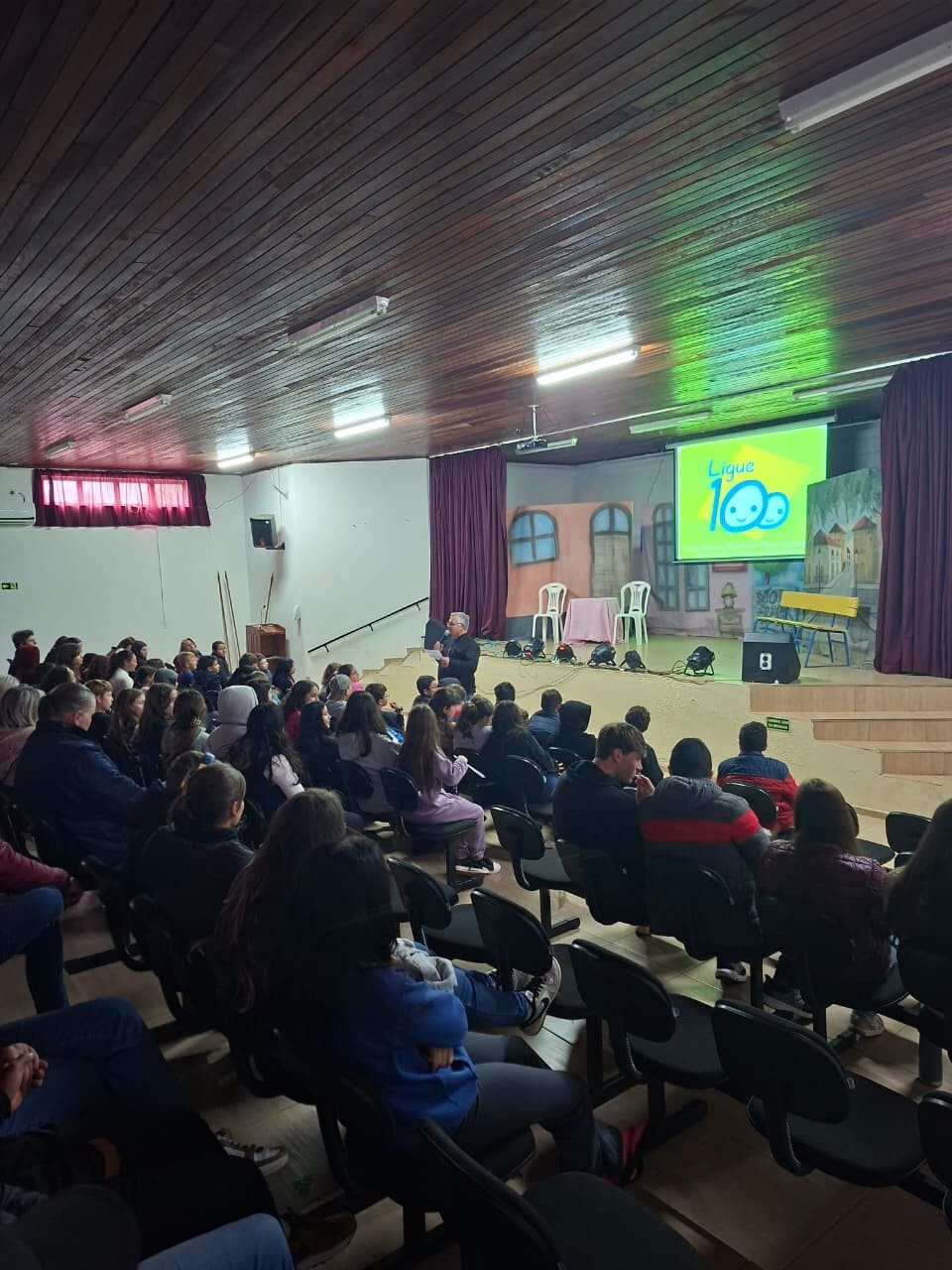 centro-de-eventos-do-municipio-sediou-uma-importante-acao-alusiva-ao-dia-nacional-de-combate-ao-abuso-e-a-exploracao-sexual-de-criancas-e-adolescentes