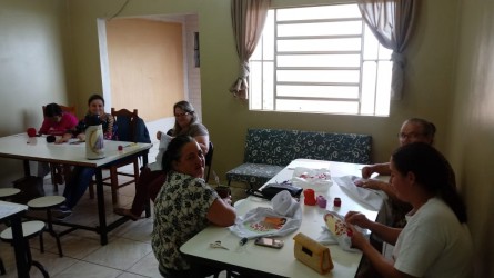 inicio-das-oficinas-de-artesanato-do-cras-esperanca